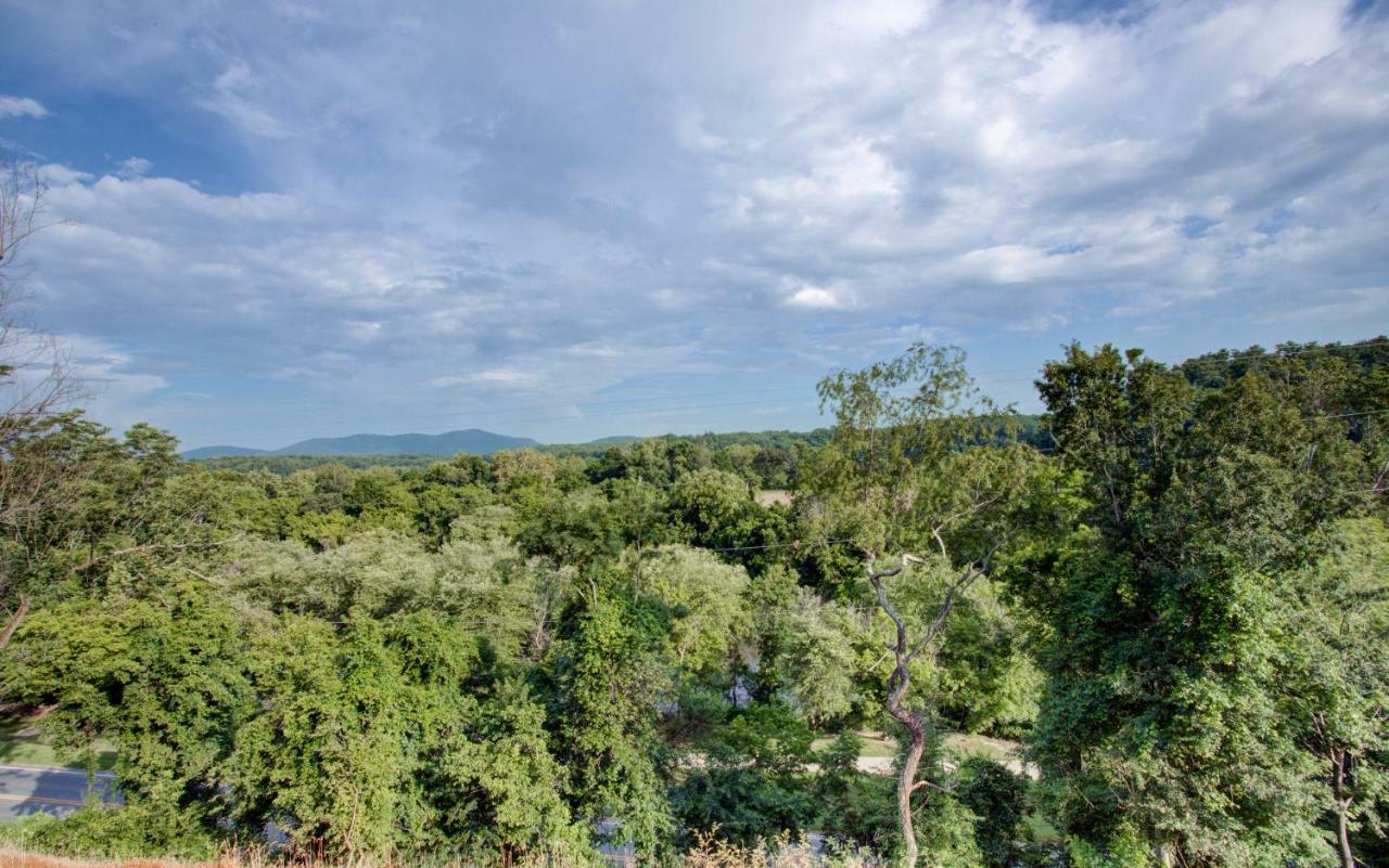 Villa Upstream Penthouse Asheville Esterno foto